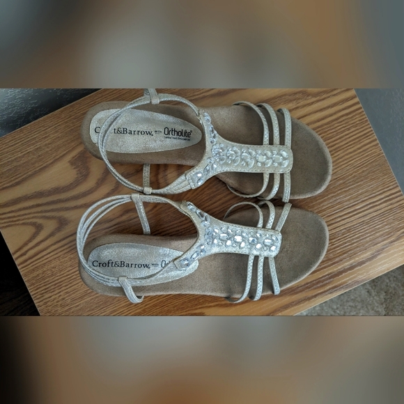 Croft and Barrow Ortholite Hymn Champagne Wedge Strappy Sandals Size 7 Jeweled - Picture 6 of 8